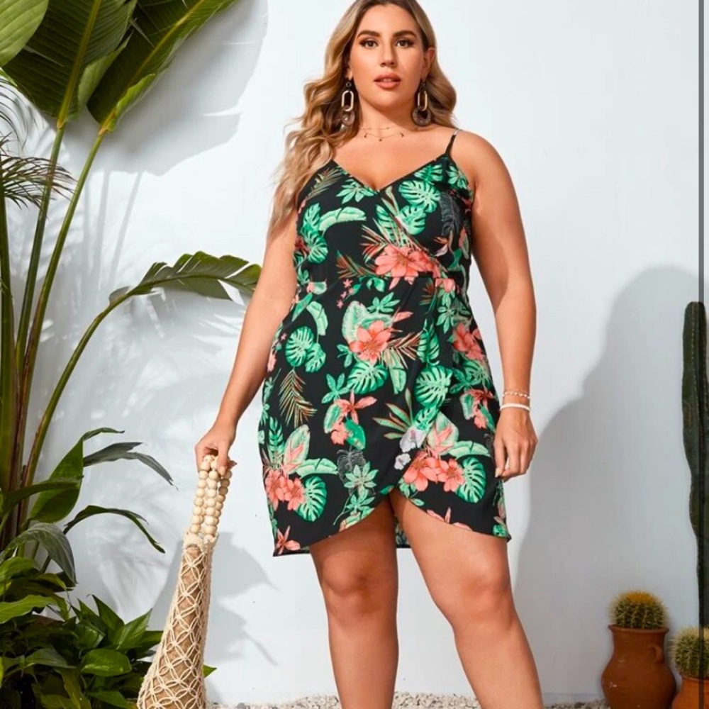 Tropical Print Wrap Dress 🔥